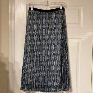 Tahari midi length pleated skirt